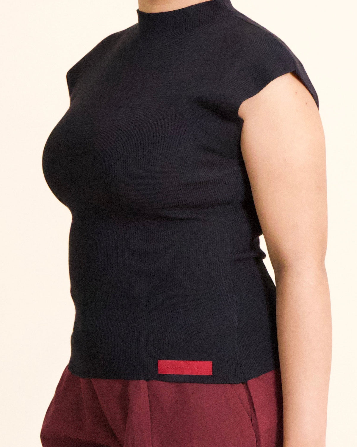 Cerena black Top